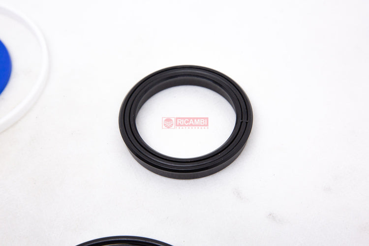 rc000374376-05.jpg
